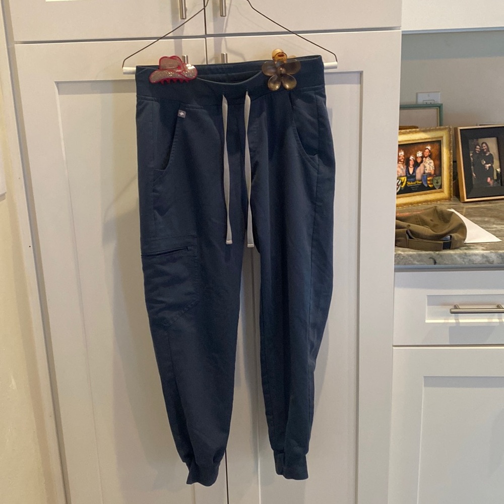 Figs scrub jogger bottoms